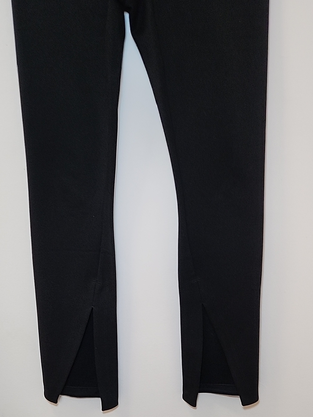 Spanx Perfect Front Slit Ponte Leggings Black  Strechable Size Meduim - Picture 6 of 14